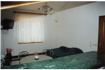 Croazia Privát Slatine, Esterno